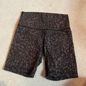 Lululemon biker shorts